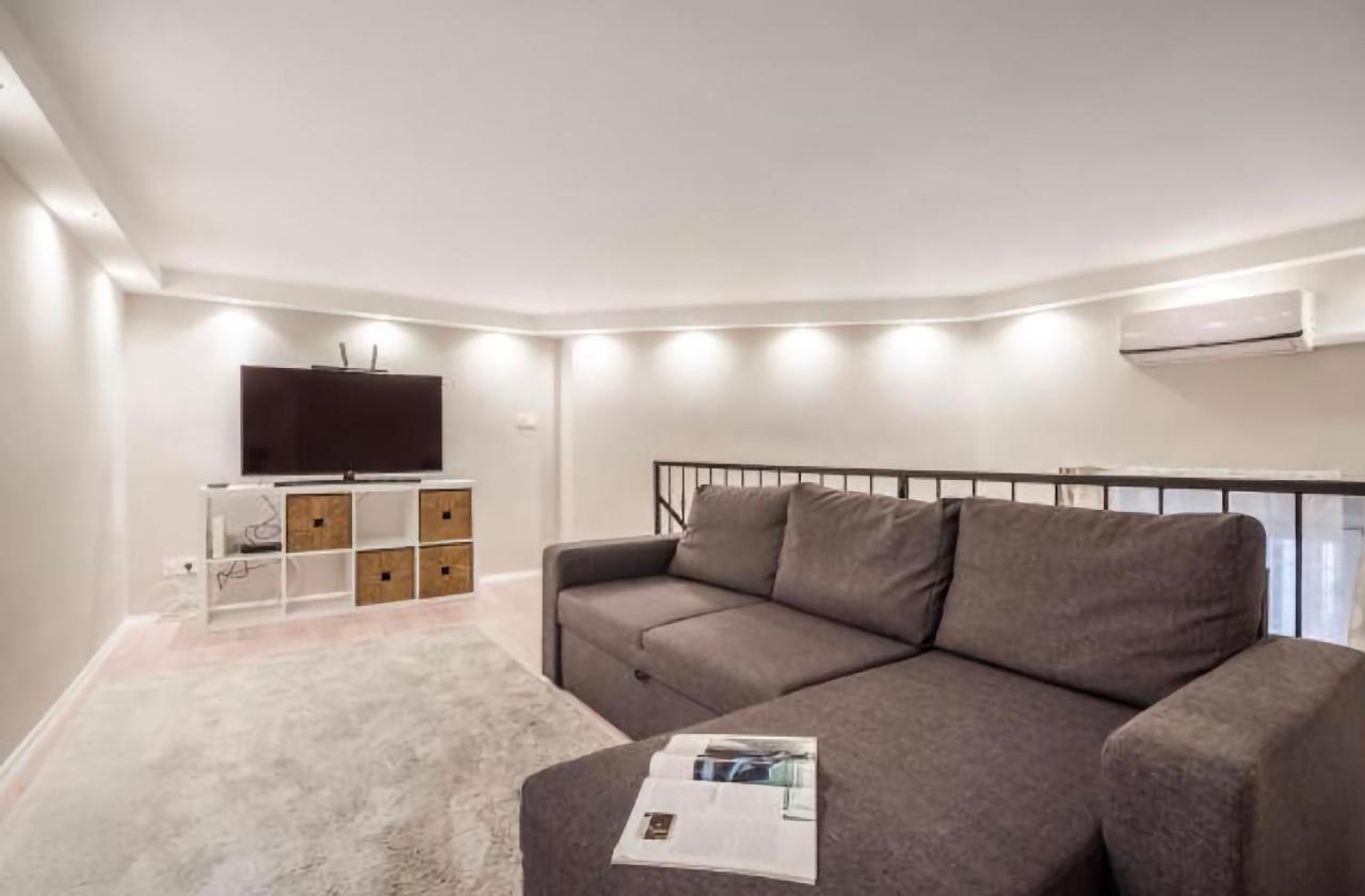 Akacfa 62 Dowtown 2Br Wifi+Ac Apartment Будапеща Екстериор снимка