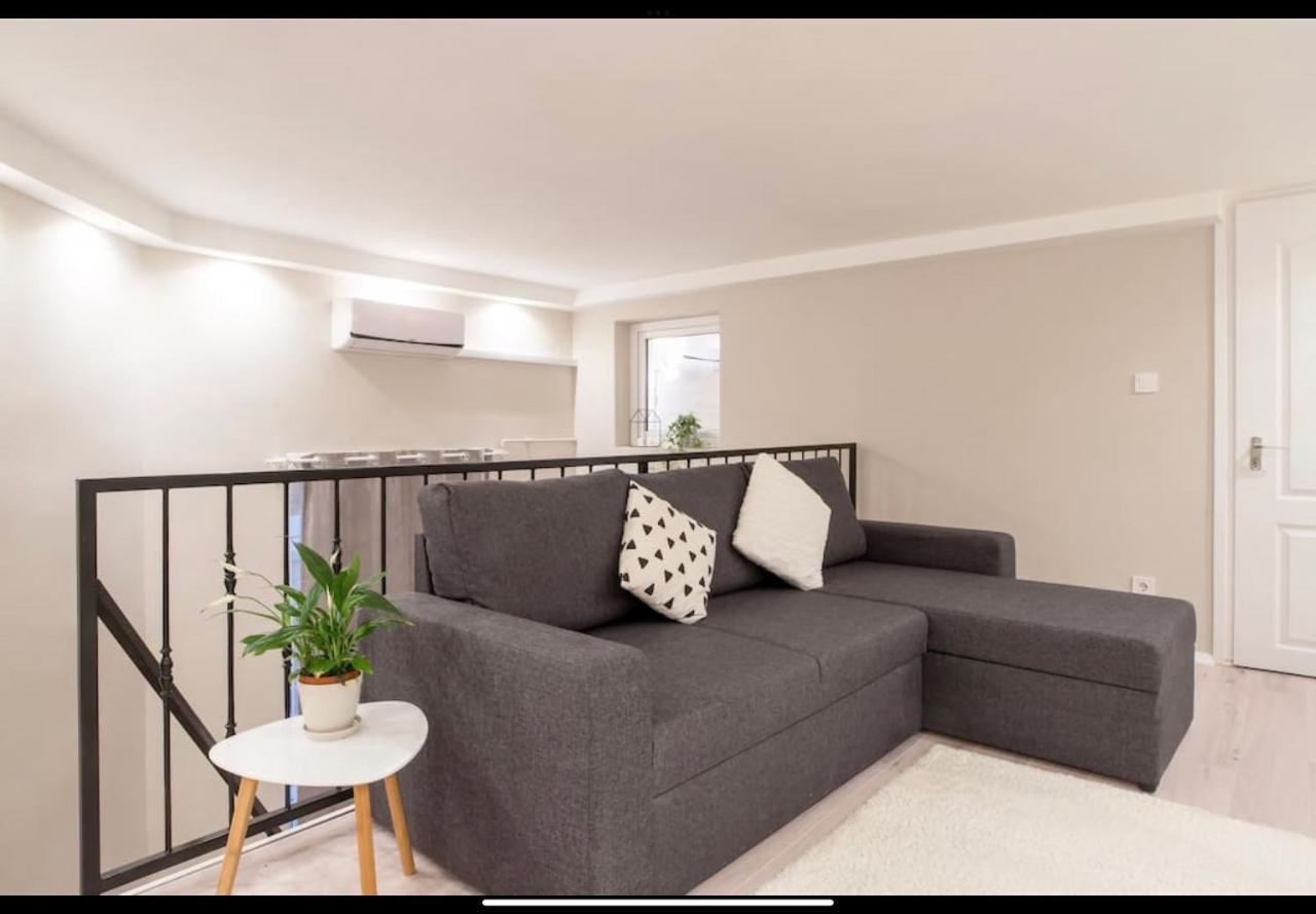 Akacfa 62 Dowtown 2Br Wifi+Ac Apartment Будапеща Екстериор снимка